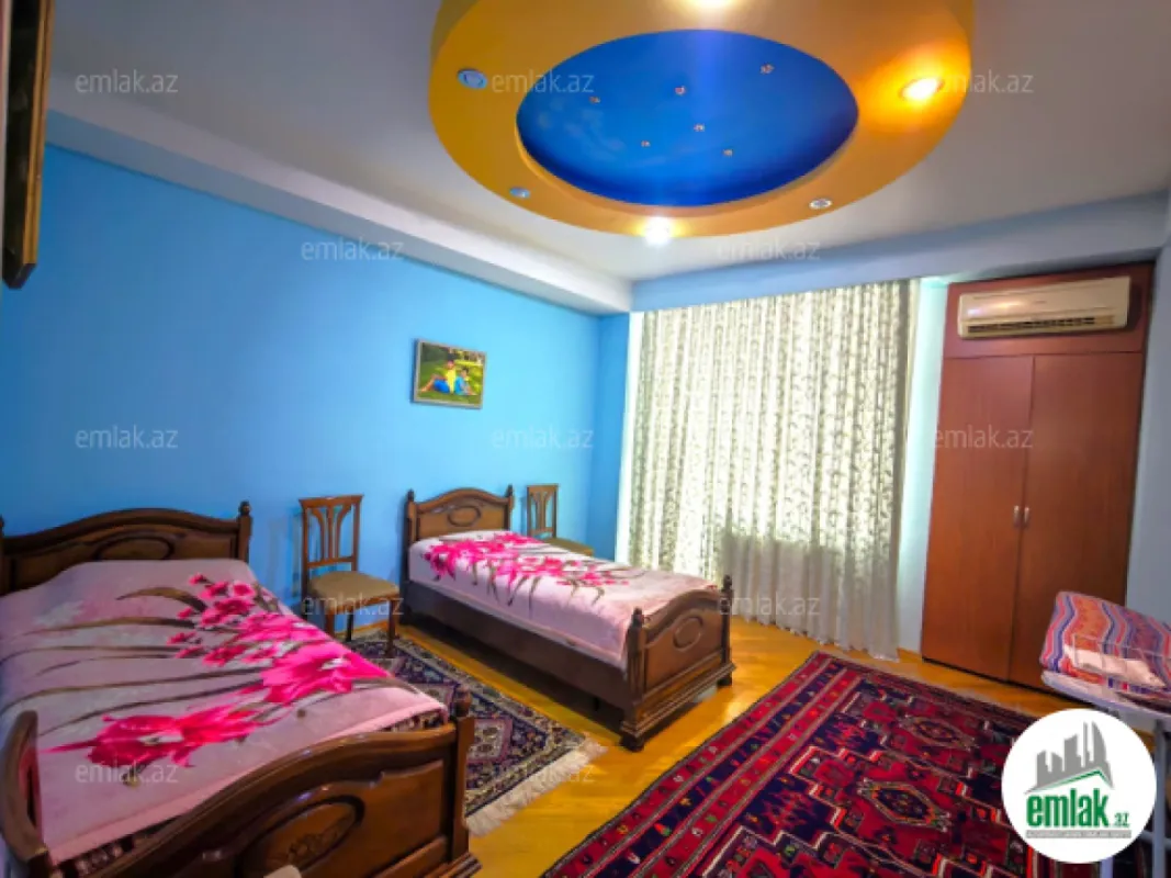 Satılır 4 otaqlı yeni tikili 223 m²