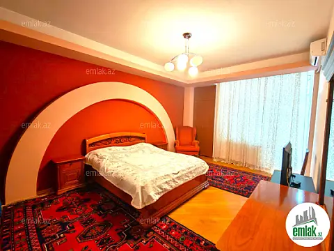 Satılır 4 otaqlı yeni tikili 223 m²