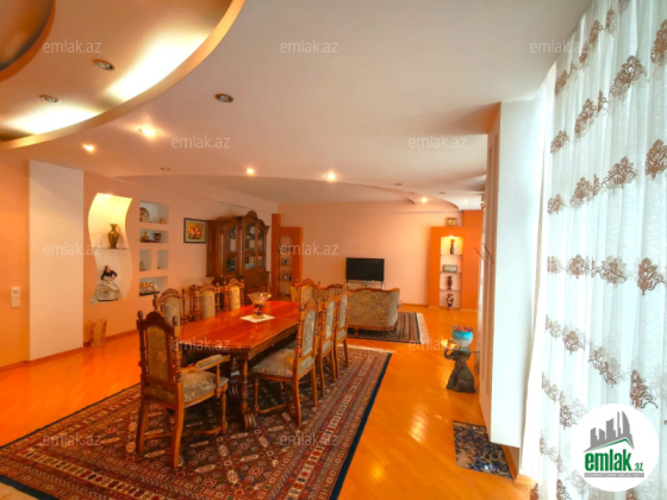 Satılır 4 otaqlı yeni tikili 223 m²