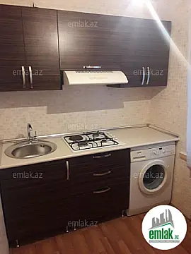 Satılır 1 otaqlı köhnə tikili 40 m²