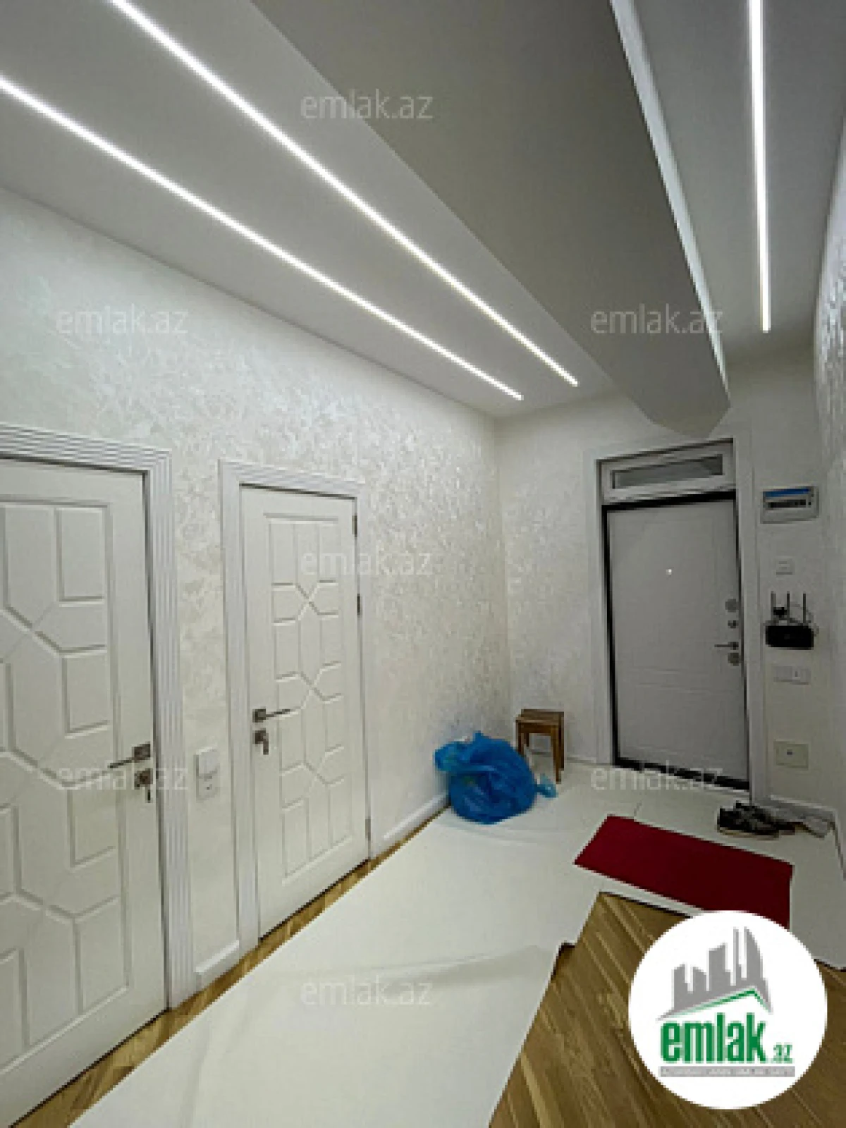 Satılır 3 otaqlı yeni tikili 100 m²