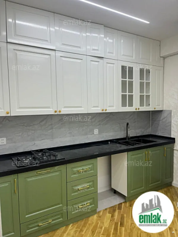 Satılır 3 otaqlı yeni tikili 100 m²