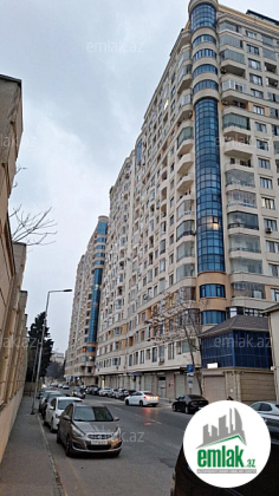 Satılır 3 otaqlı yeni tikili 100 m²