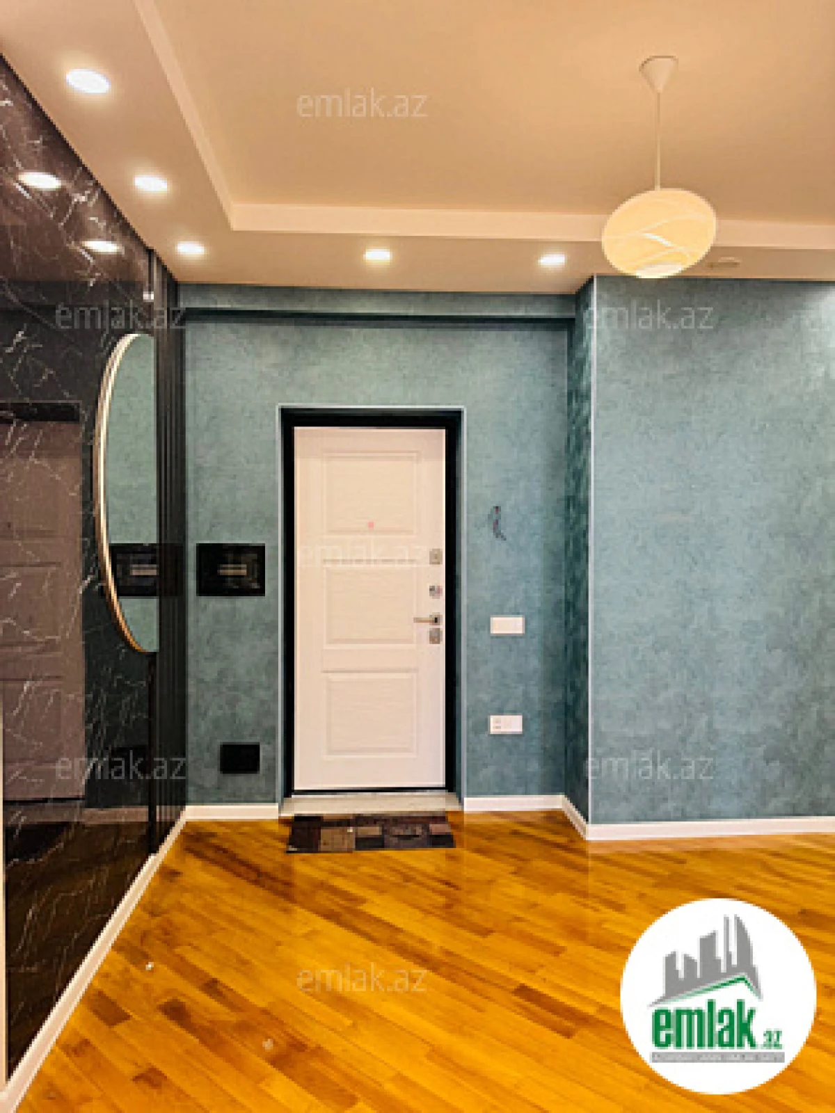 Satılır 3 otaqlı yeni tikili 113 m²