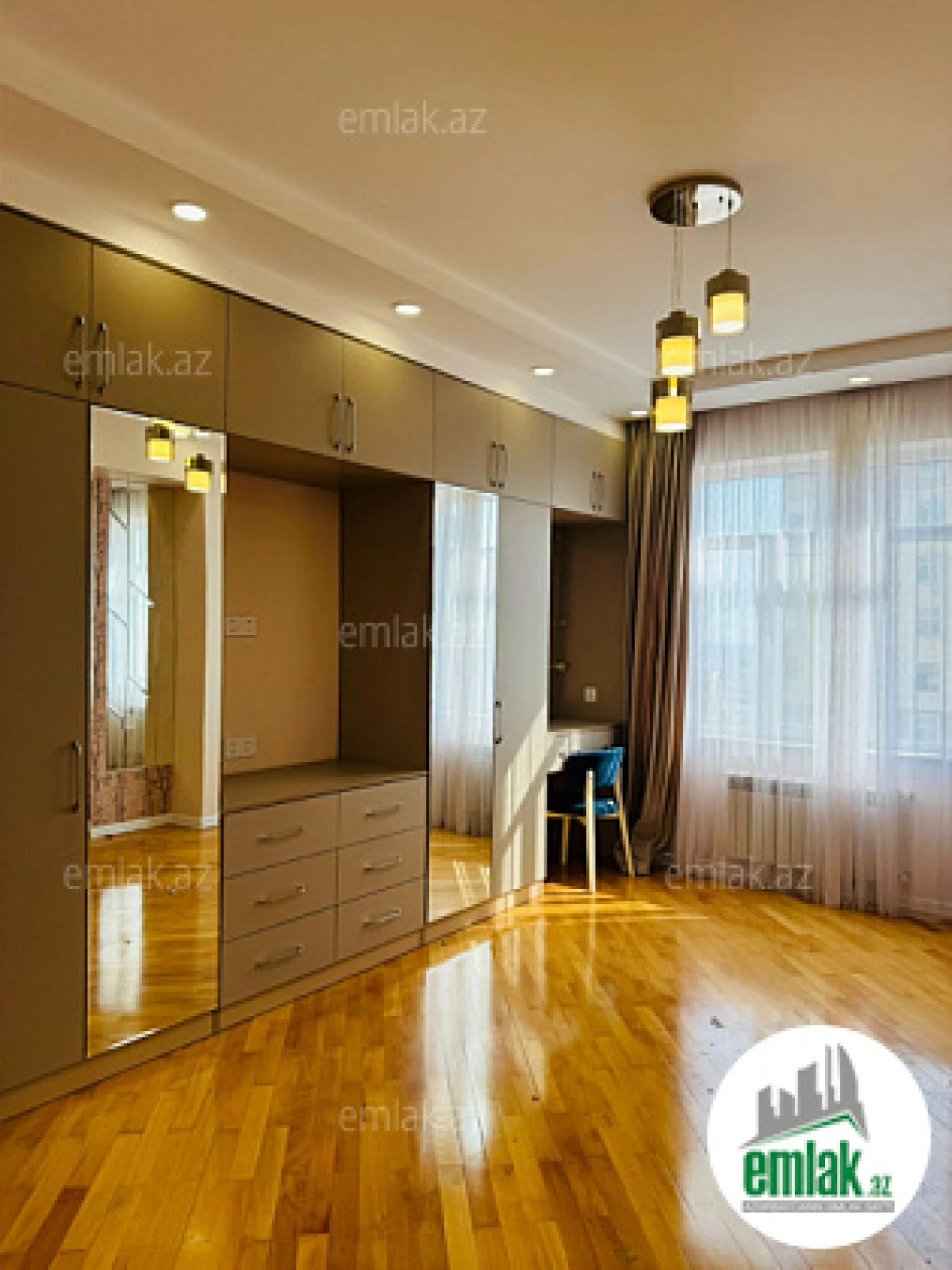 Satılır 3 otaqlı yeni tikili 113 m²