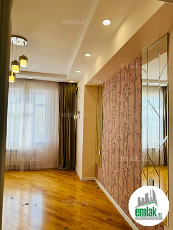 Satılır 3 otaqlı yeni tikili 113 m²