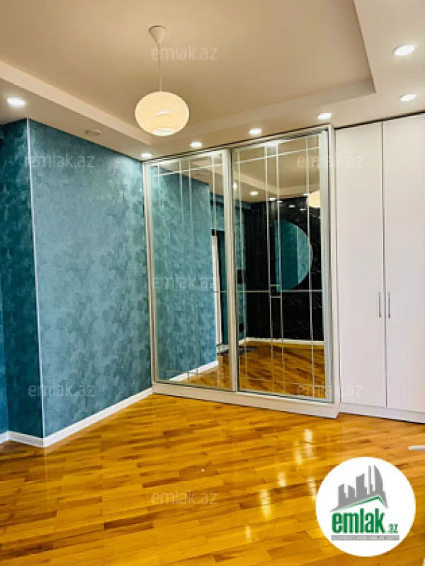 Satılır 3 otaqlı yeni tikili 113 m²