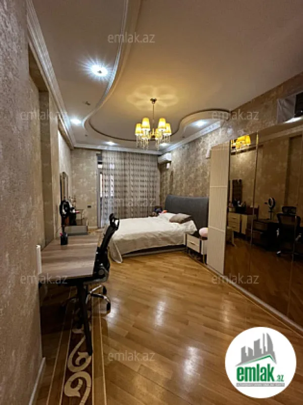 Satılır 3 otaqlı yeni tikili 150 m²