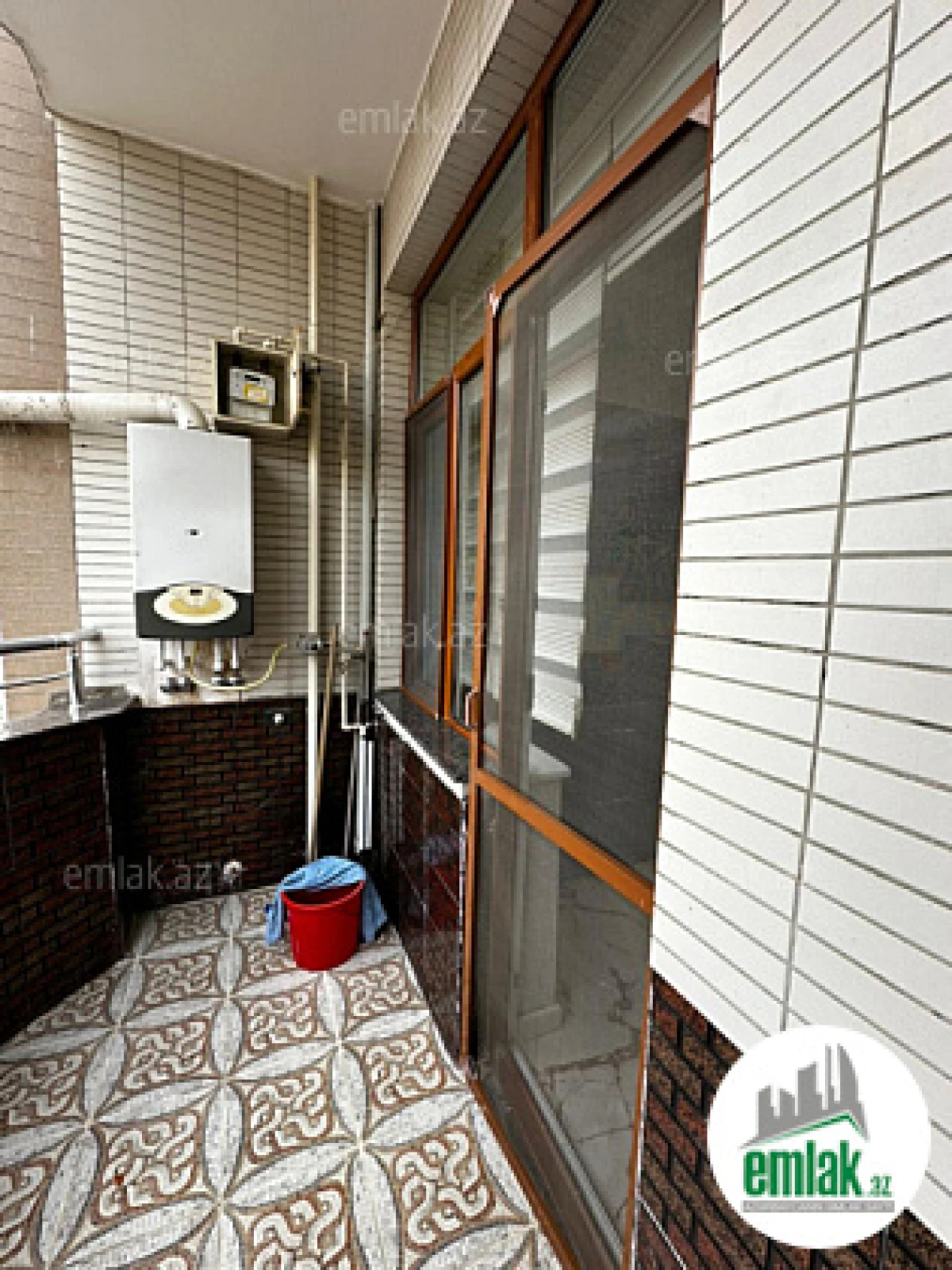 Satılır 3 otaqlı yeni tikili 150 m²