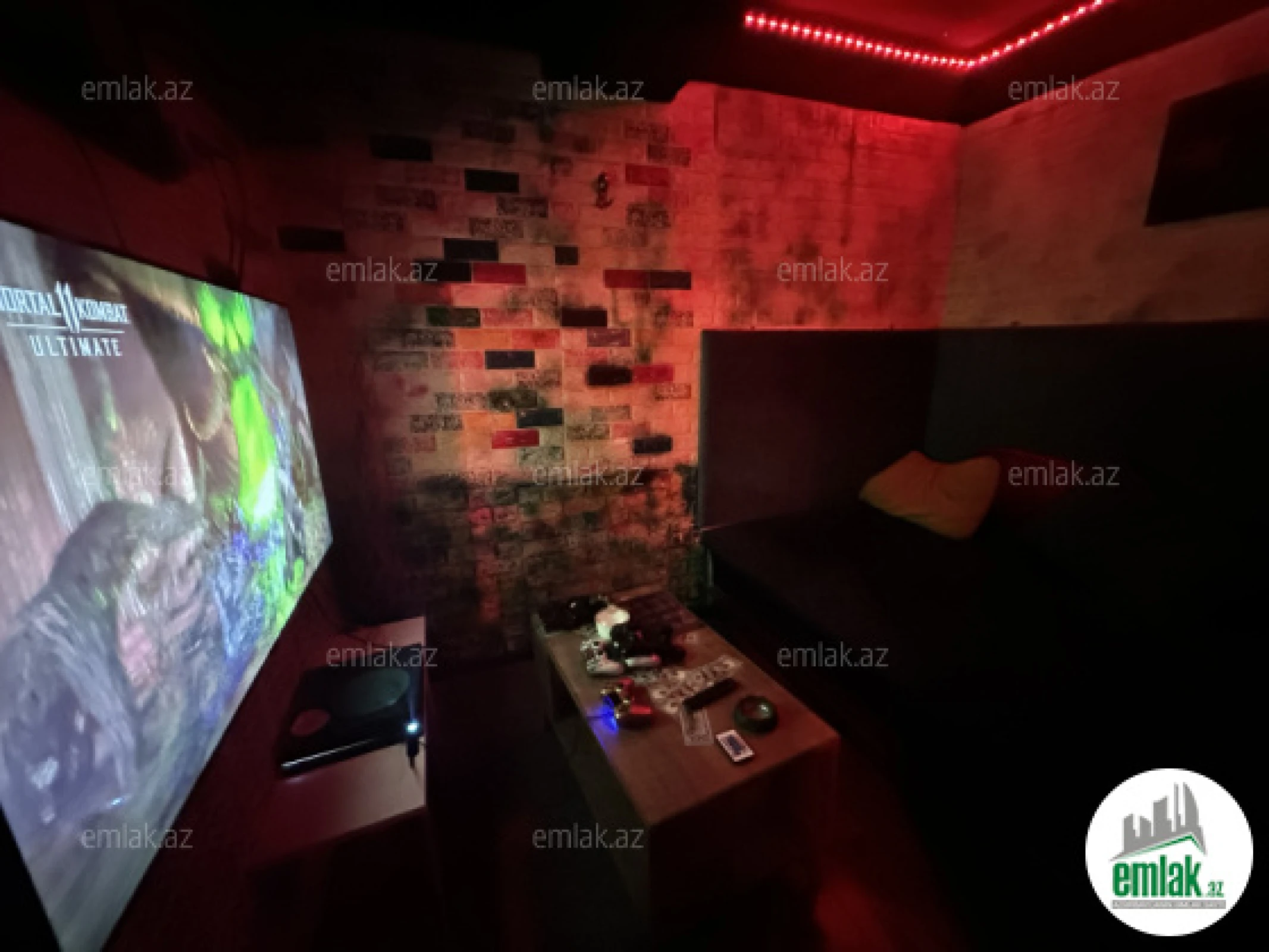 Satılır 5 otaqlı obyekt 85 m²