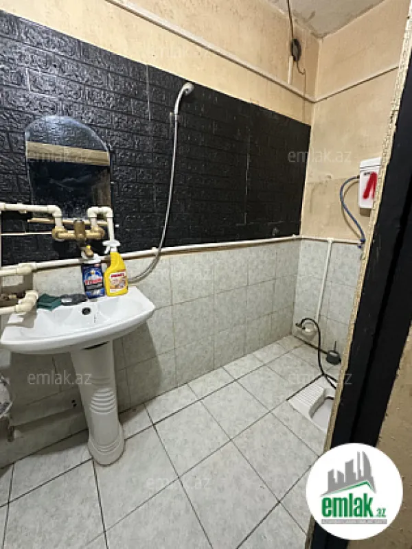 Satılır 5 otaqlı obyekt 85 m²