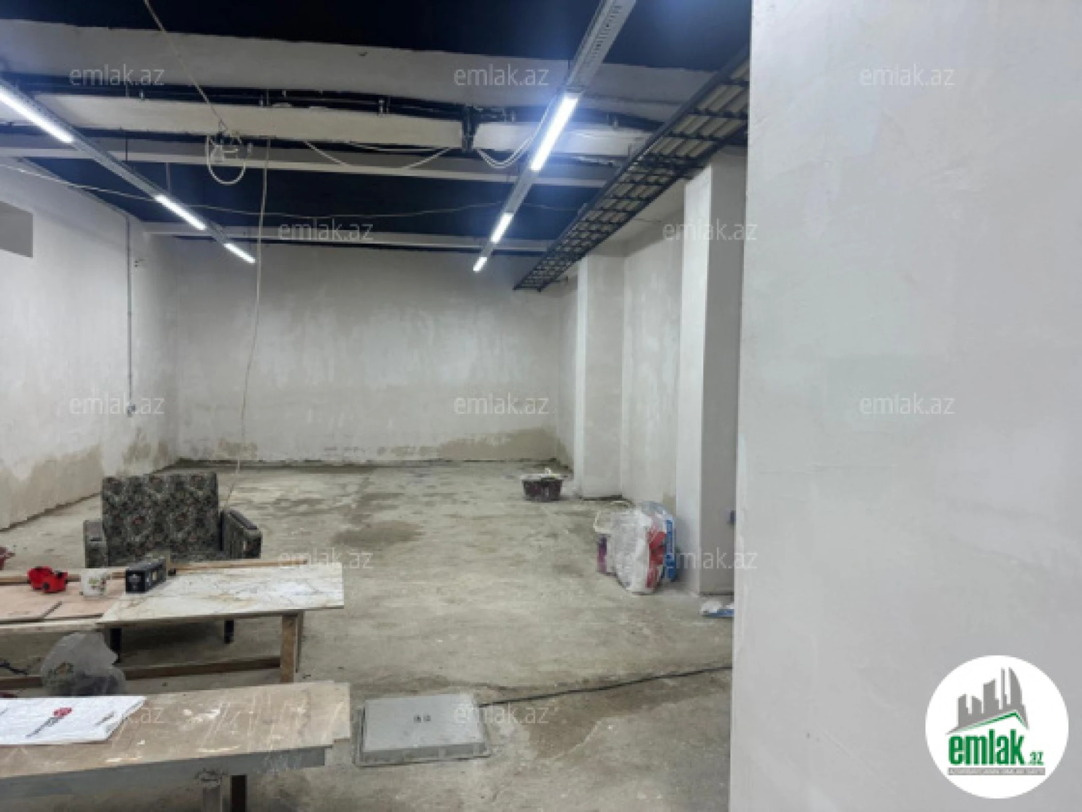 Satılır 1 otaqlı obyekt 210 m²