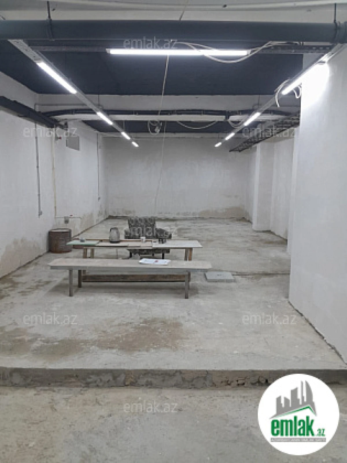 Satılır 1 otaqlı obyekt 210 m²