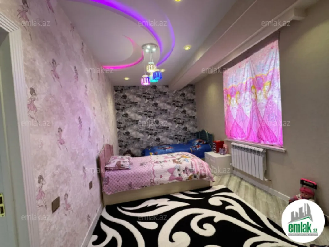 Satılır 3 otaqlı yeni tikili 100 m²