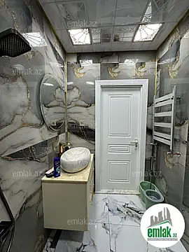 Satılır 3 otaqlı yeni tikili 100 m²