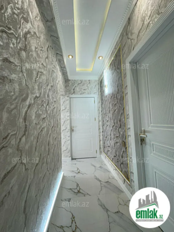 Satılır 3 otaqlı yeni tikili 100 m²