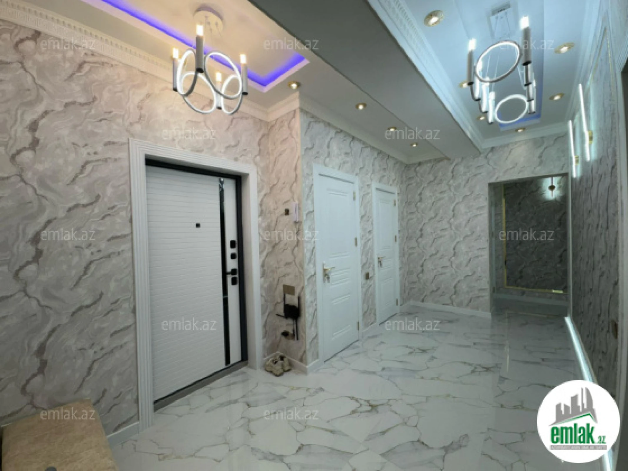 Satılır 3 otaqlı yeni tikili 100 m²