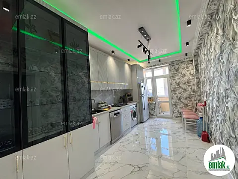 Satılır 3 otaqlı yeni tikili 100 m²