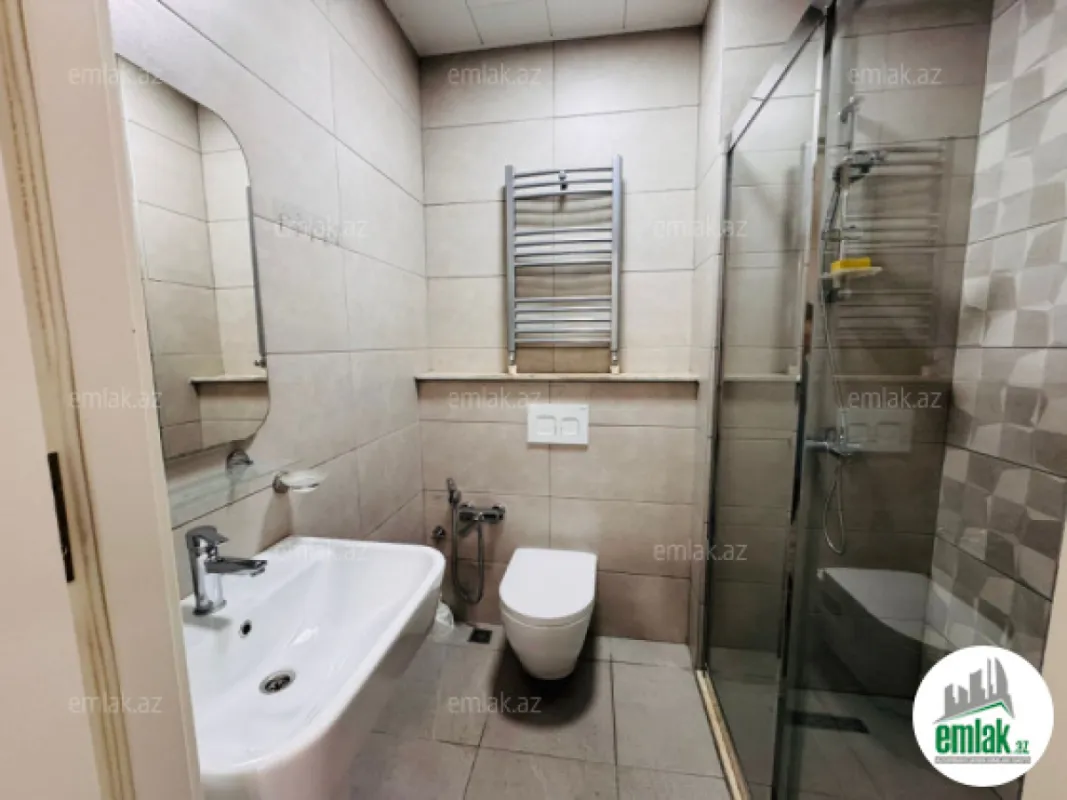 Satılır 3 otaqlı yeni tikili 70 m²