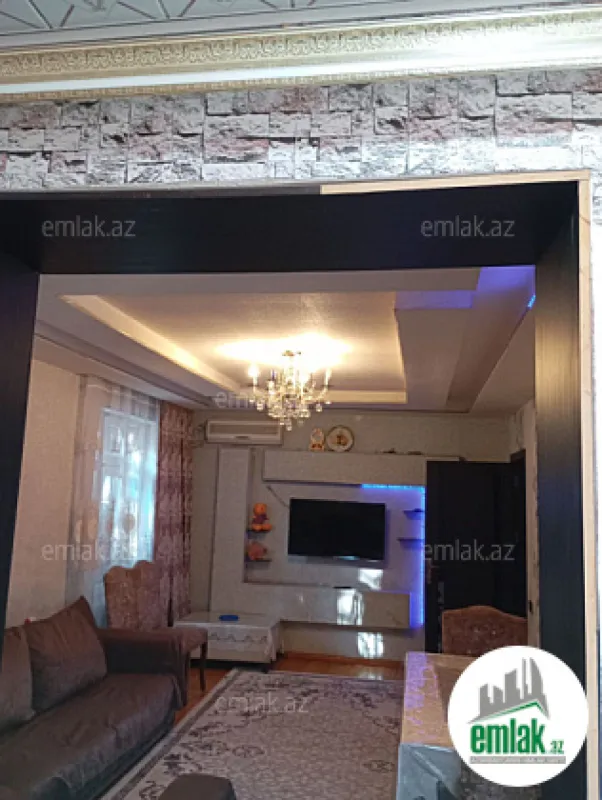 Satılır 3 otaqlı köhnə tikili 52 m²