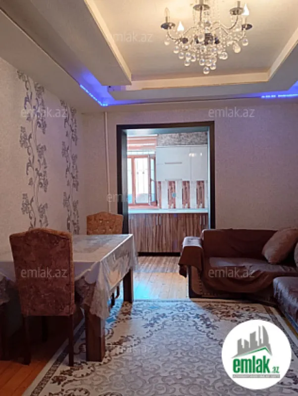 Satılır 3 otaqlı köhnə tikili 52 m²