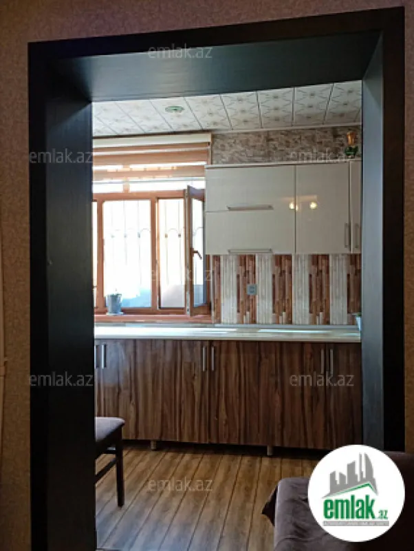 Satılır 3 otaqlı köhnə tikili 52 m²