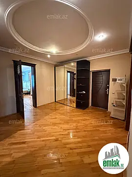 Satılır 3 otaqlı yeni tikili 130 m²