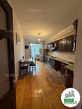 Satılır 3 otaqlı yeni tikili 130 m²