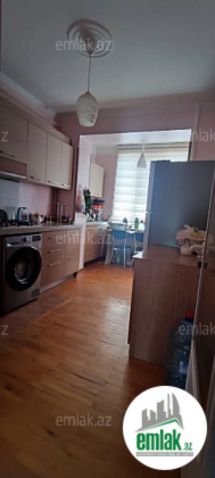 Satılır 4 otaqlı köhnə tikili 100 m²