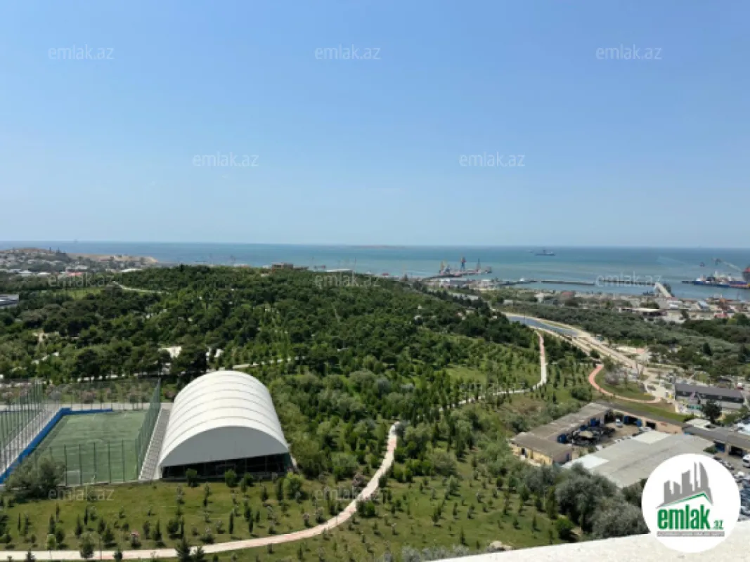 Satılır 4 otaqlı yeni tikili 178.6 m²