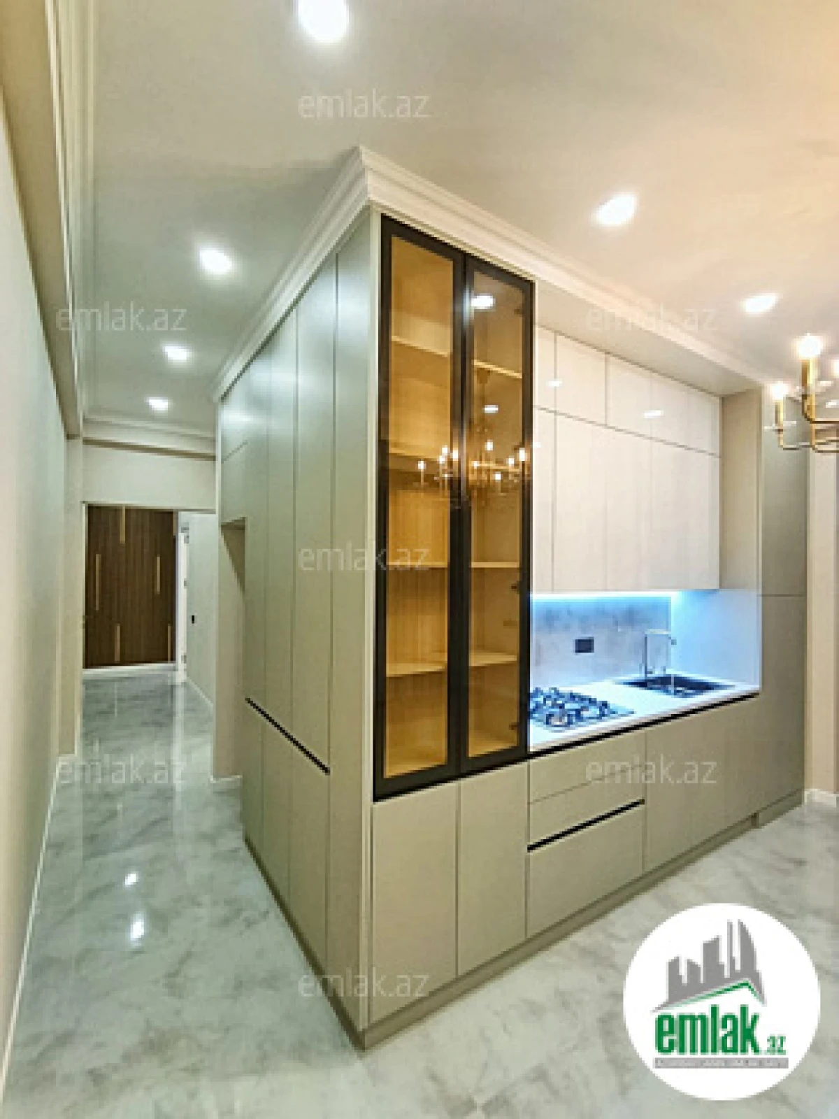 Satılır 3 otaqlı yeni tikili 91 m²