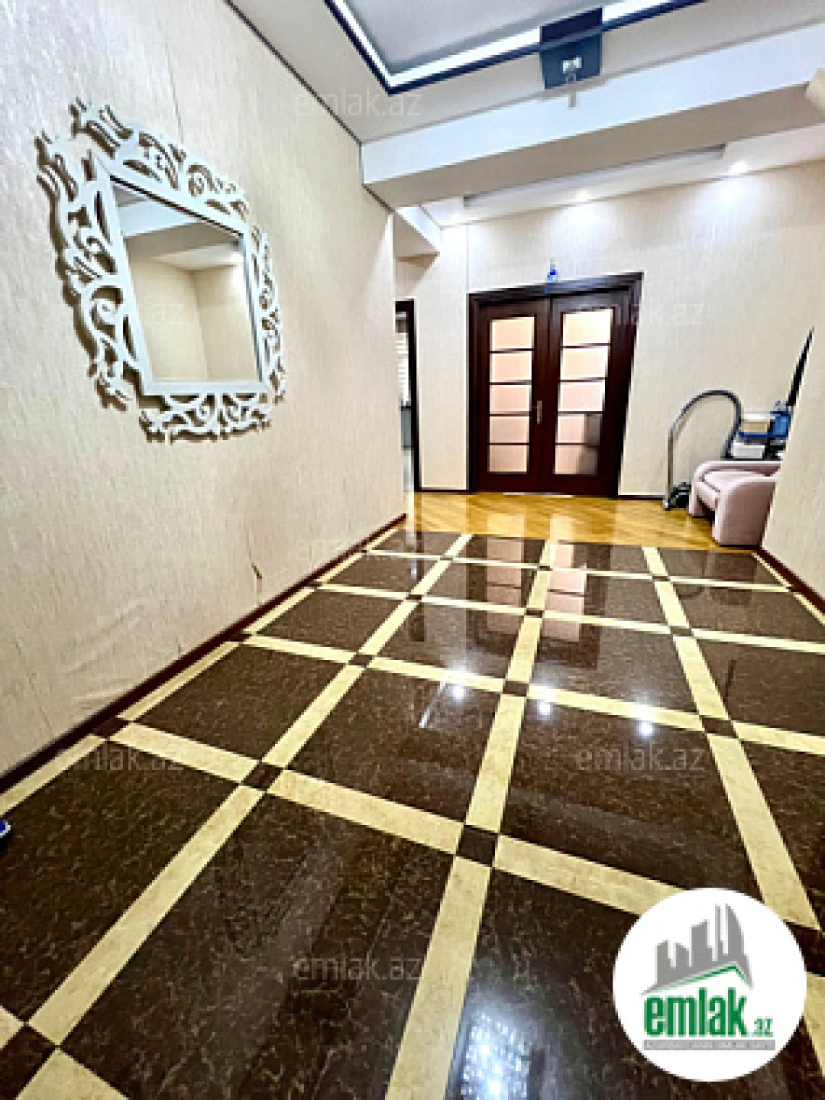 Satılır 3 otaqlı yeni tikili 120 m²