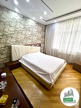 Satılır 3 otaqlı yeni tikili 120 m²