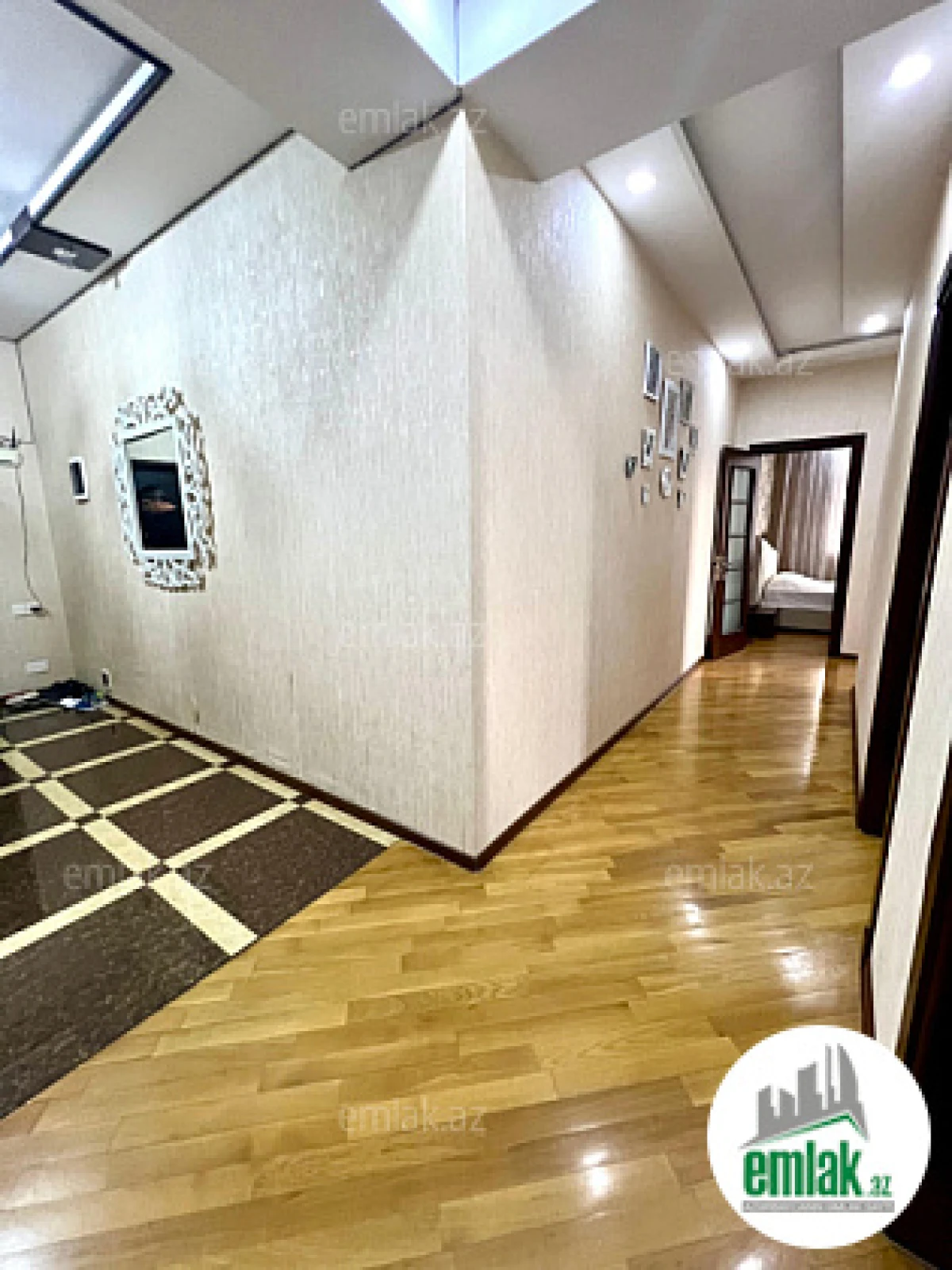 Satılır 3 otaqlı yeni tikili 120 m²