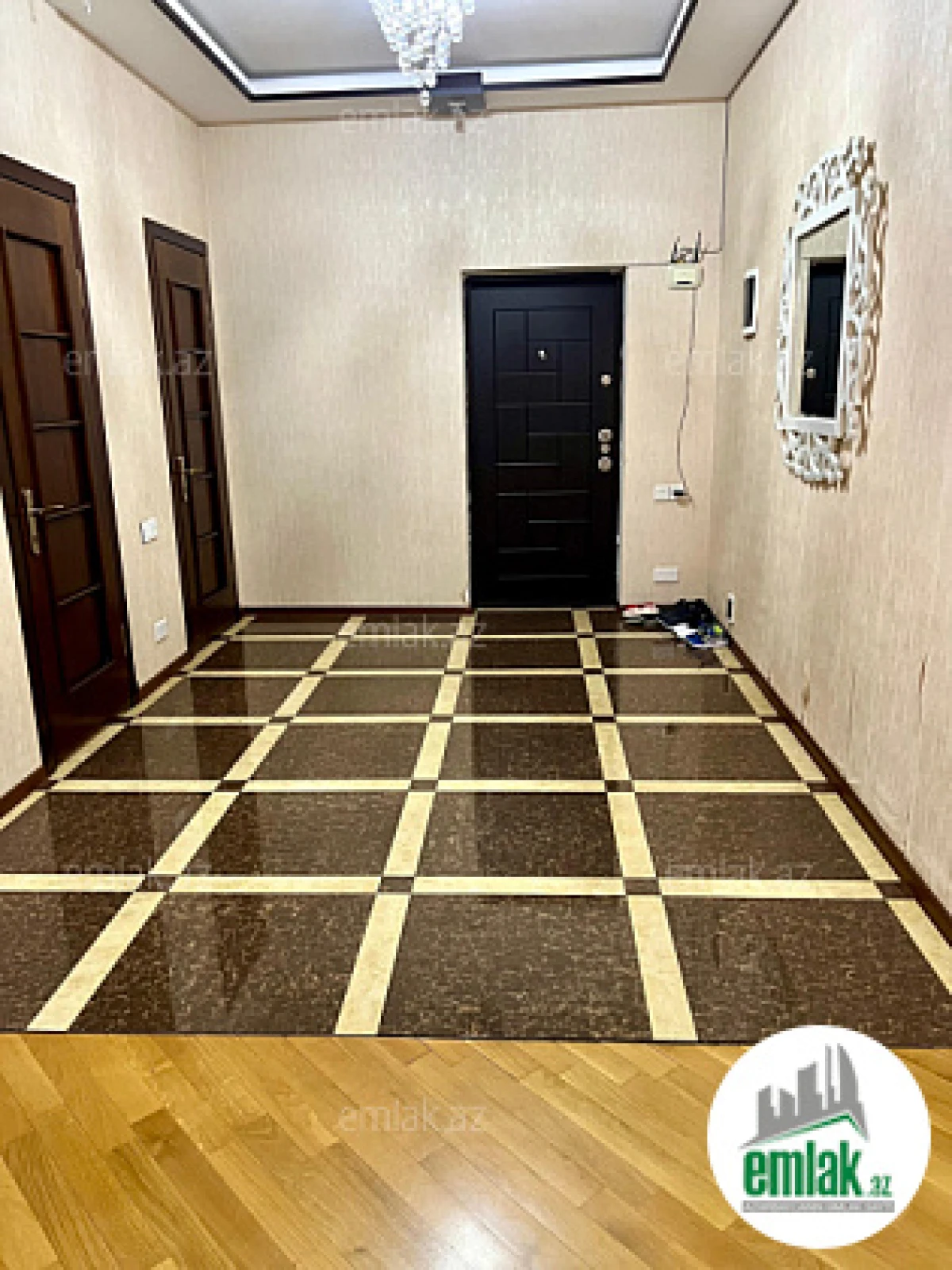 Satılır 3 otaqlı yeni tikili 120 m²