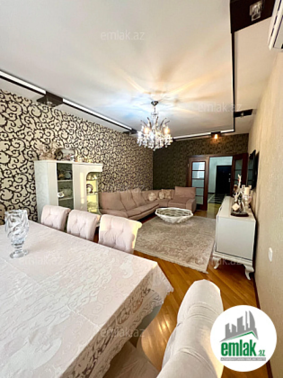 Satılır 3 otaqlı yeni tikili 120 m²