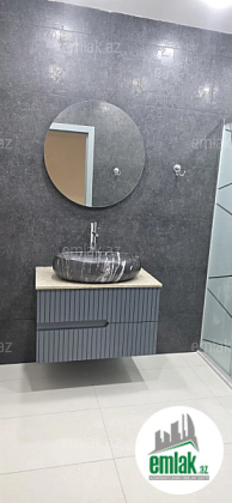 Satılır 3 otaqlı yeni tikili 140 m²