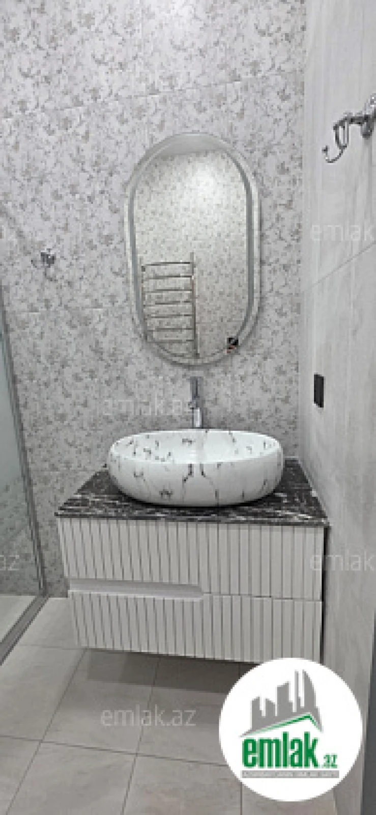 Satılır 3 otaqlı yeni tikili 140 m²