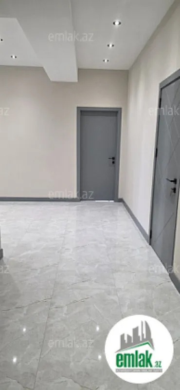 Satılır 3 otaqlı yeni tikili 140 m²