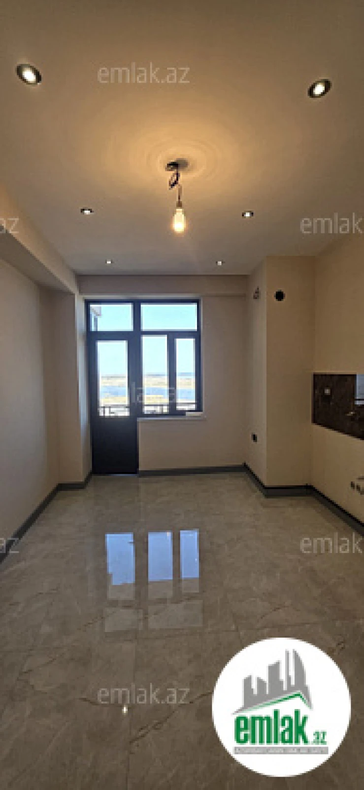 Satılır 3 otaqlı yeni tikili 140 m²