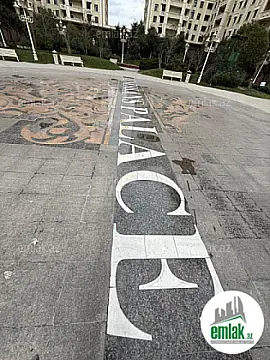 Satılır 2 otaqlı yeni tikili 70 m²