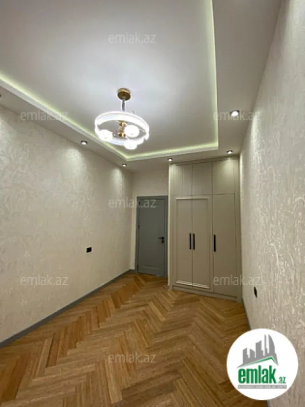 Satılır 2 otaqlı yeni tikili 70 m²