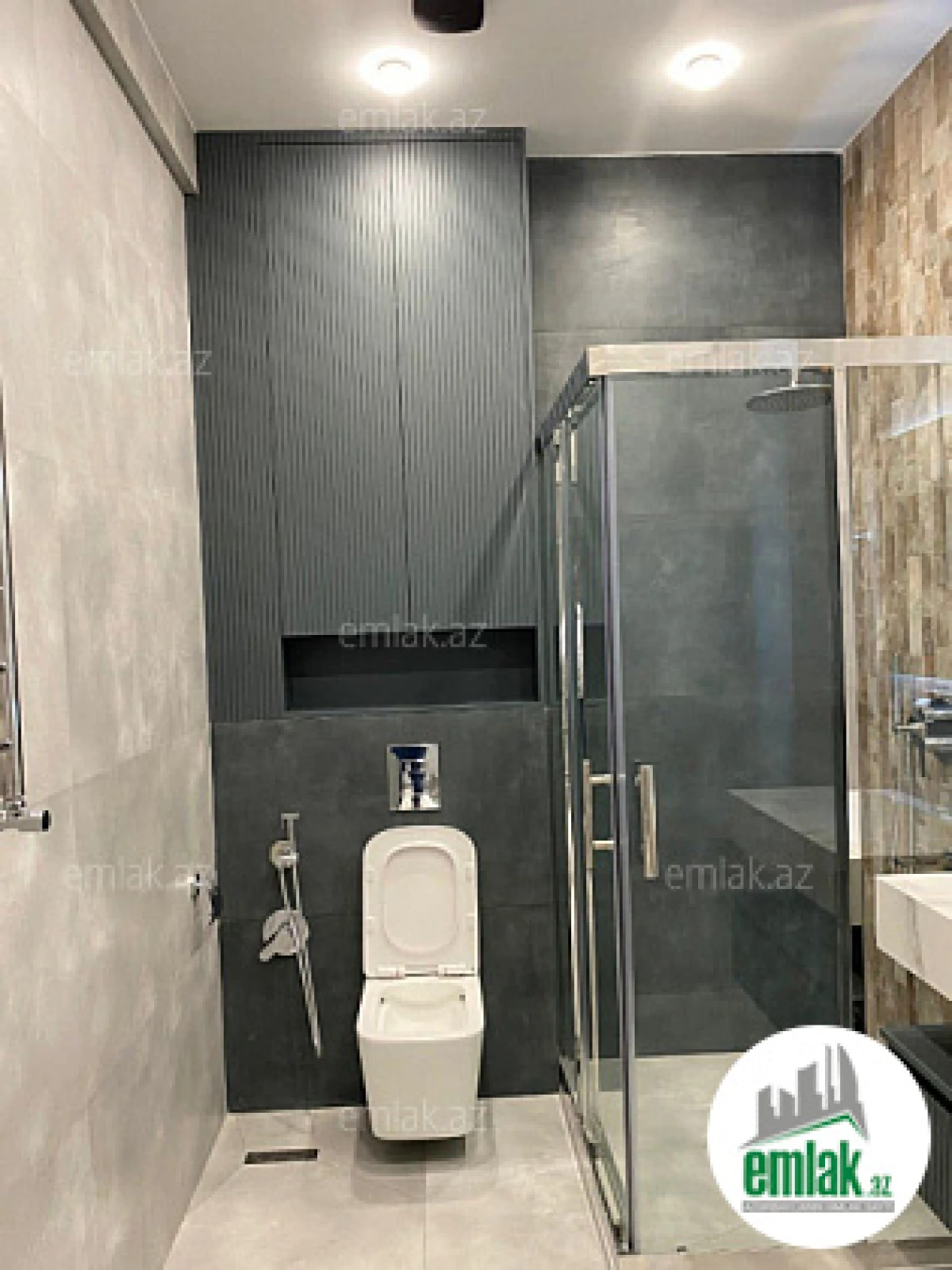 Satılır 2 otaqlı yeni tikili 70 m²