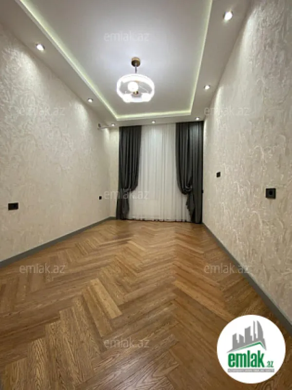 Satılır 2 otaqlı yeni tikili 70 m²