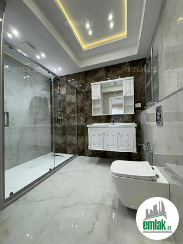 Satılır 4 otaqlı yeni tikili 225 m²