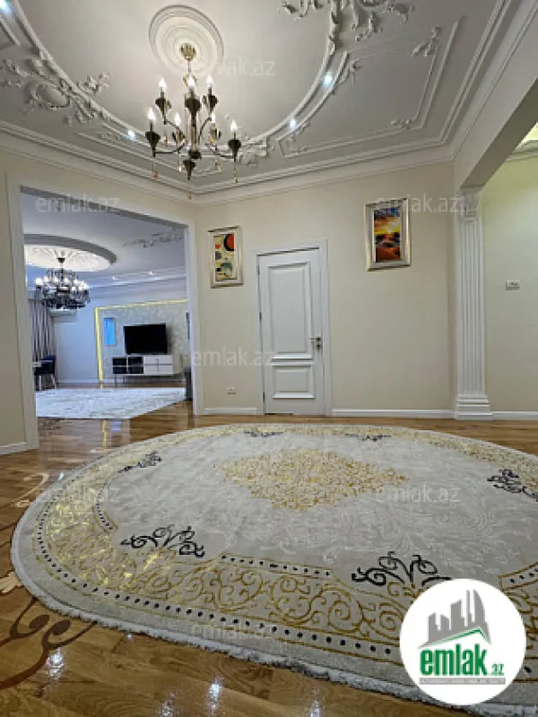 Satılır 4 otaqlı yeni tikili 225 m²