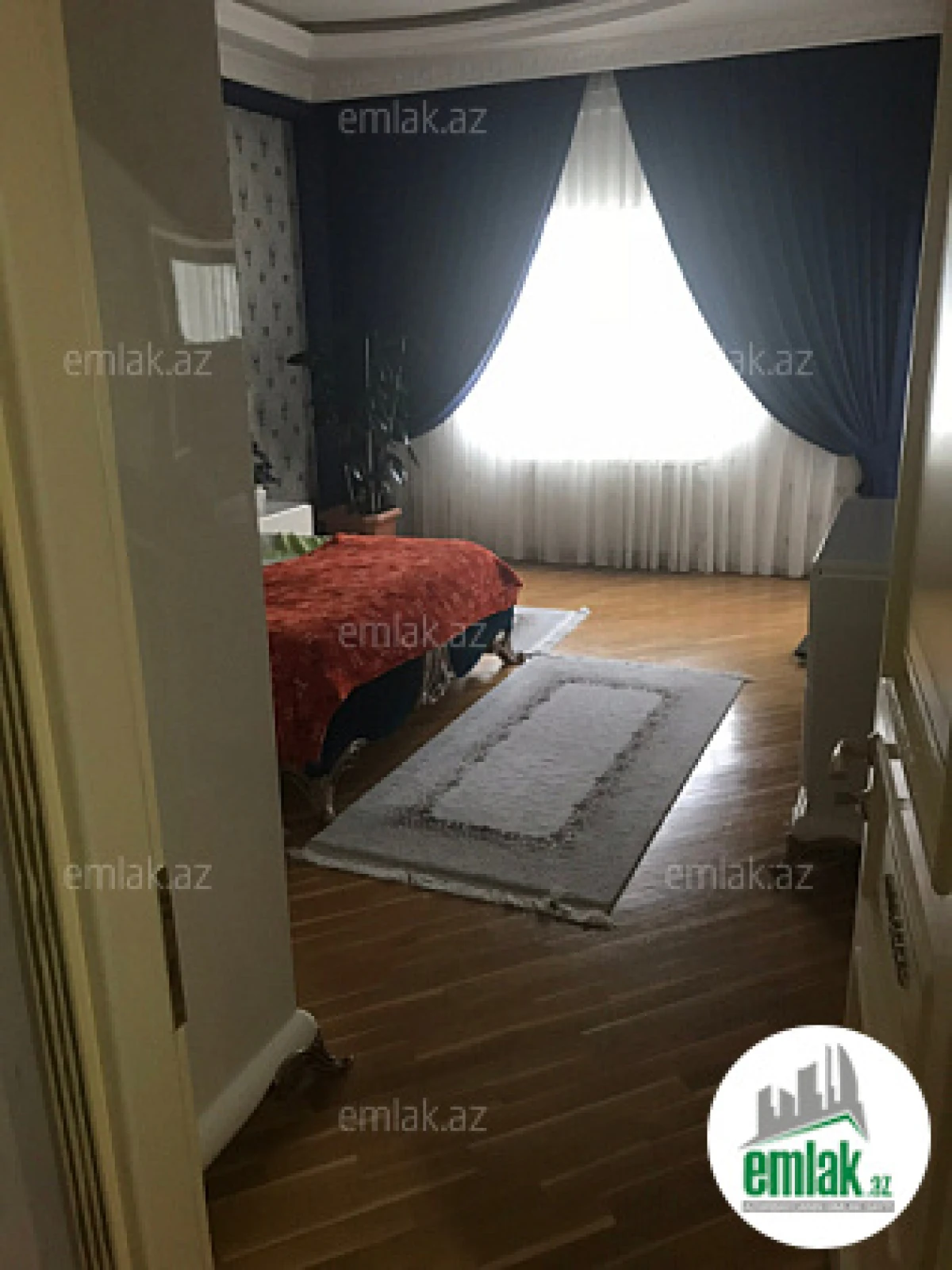 Satılır 4 otaqlı yeni tikili 138 m²