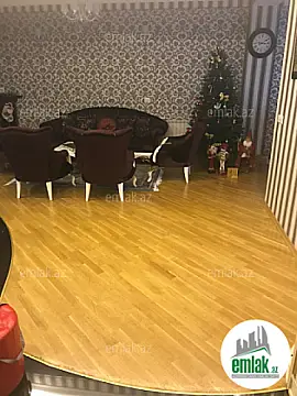 Satılır 4 otaqlı yeni tikili 138 m²