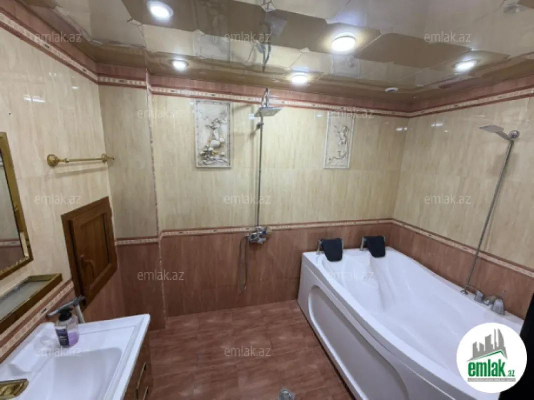 Satılır 3 otaqlı yeni tikili 140 m²