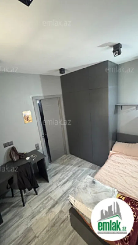 Satılır 3 otaqlı köhnə tikili 60 m²